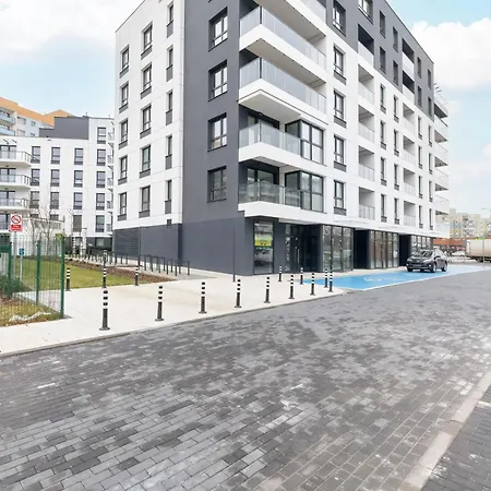Modern & Bright With Garden By Rent Like Gdańsk