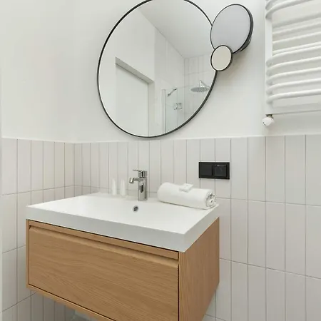 Apartamento Modern & Bright With Garden By Rent Like Gdańsk